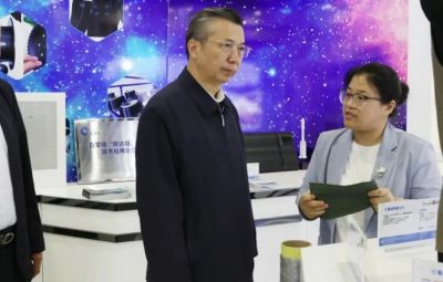 省人大常委會(huì)黨組書(shū)記、副主任王永康蒞臨寶泰隆走訪調(diào)研